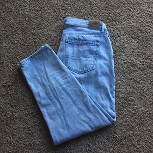 American Eagle Women’s Mom Jeans